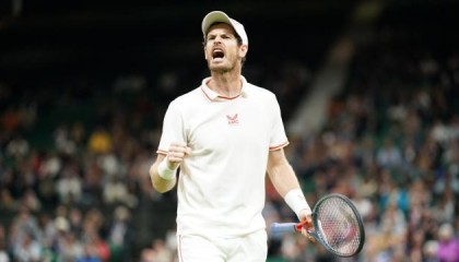 欧博登录通道-穆雷五盘苦战拒绝被逆转 主场气氛助其杀入32强