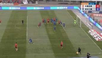 【中超】何超反戈谢鹏飞传射 陈洋百场亚泰3比4三镇